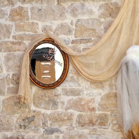 Paxos Fairytales Lovenest 1 Gaios Luaran gambar